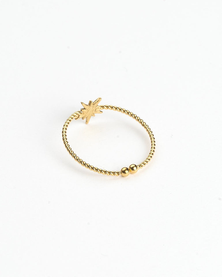 Anillos - Anillo fine golden star - Everyday jewels to inspire | TAGSS