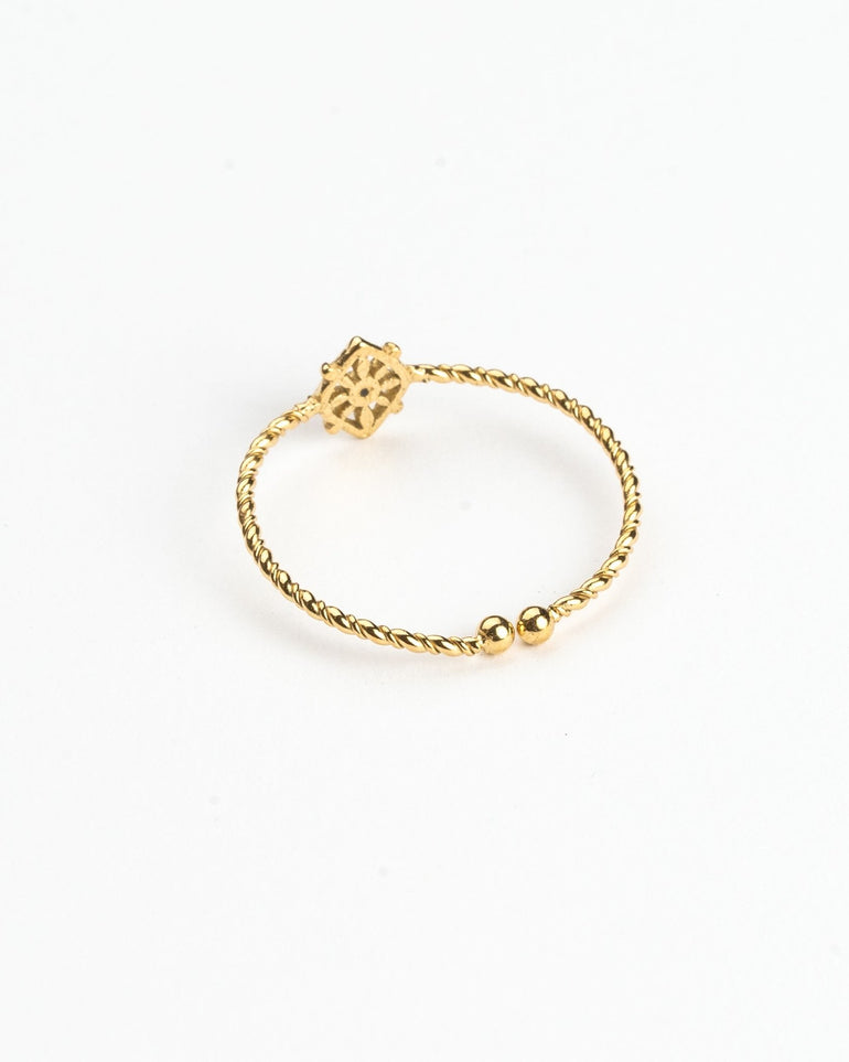 Anillos - Anillo golden flake - Everyday jewels to inspire | TAGSS