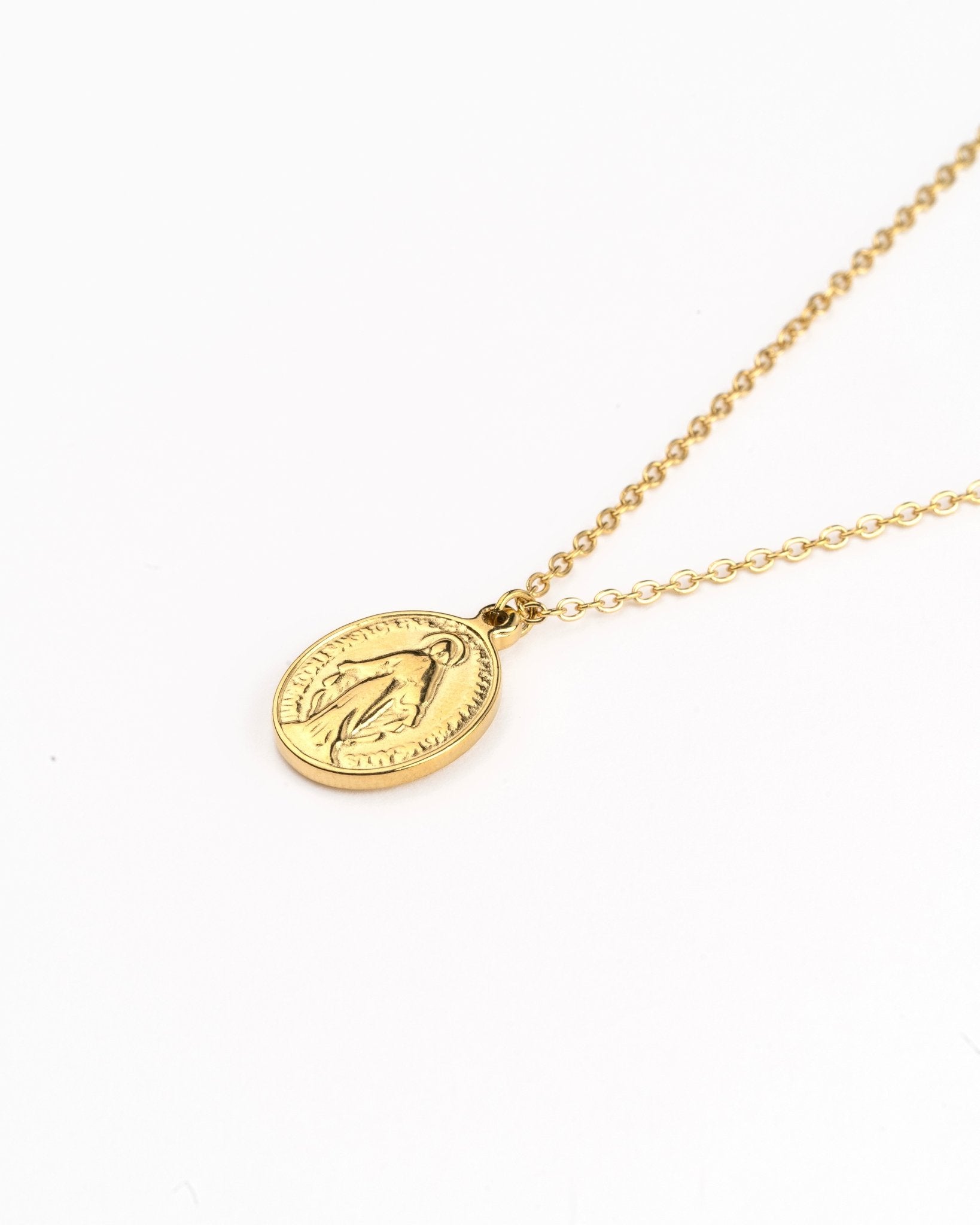 Collares - Collar virgen María - Everyday jewels to inspire | TAGSS