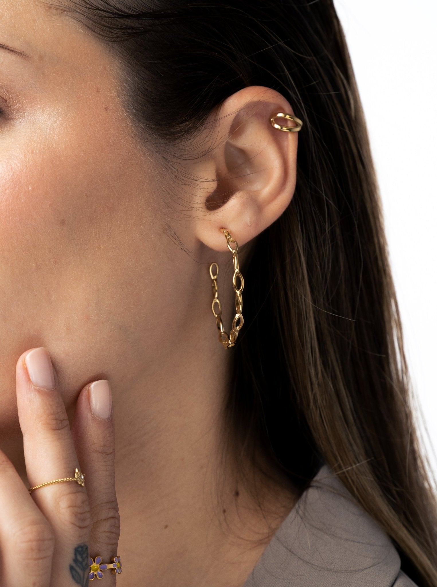 Pendientes - Pendientes fine golden hoops - Everyday jewels to inspire | TAGSS