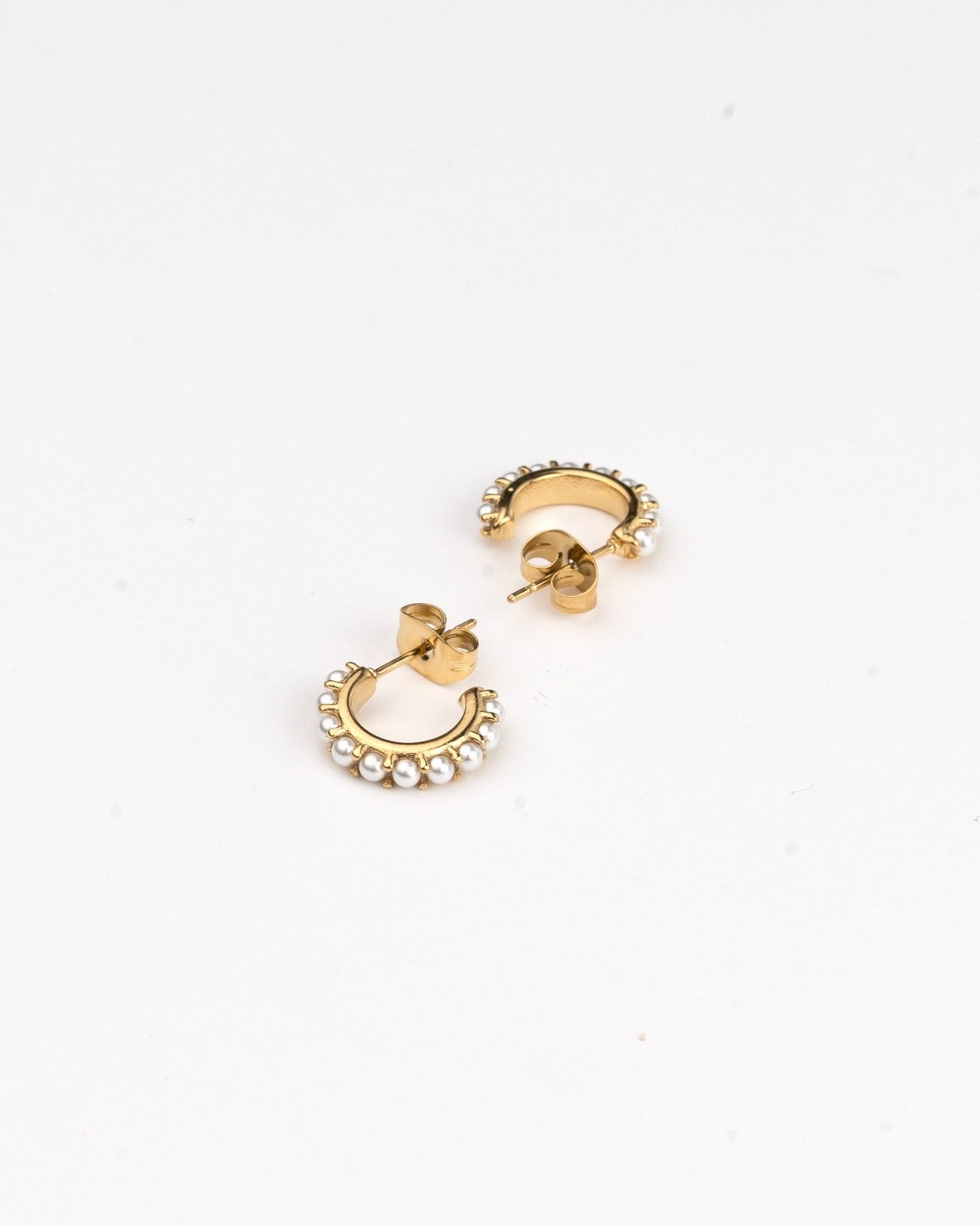 Pendientes - Pendientes golden pearls mini - Everyday jewels to inspire | TAGSS